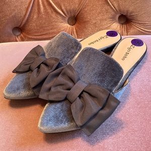 Velvet gray slides